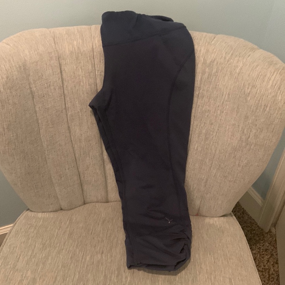 3/4 length. Navy. Workout